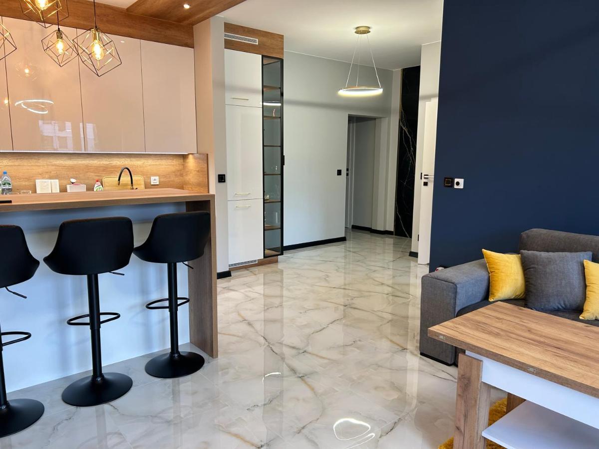 Golden Luxury Suite นอวือ ดวูร์ มาซอเวียซกี ภายนอก รูปภาพ